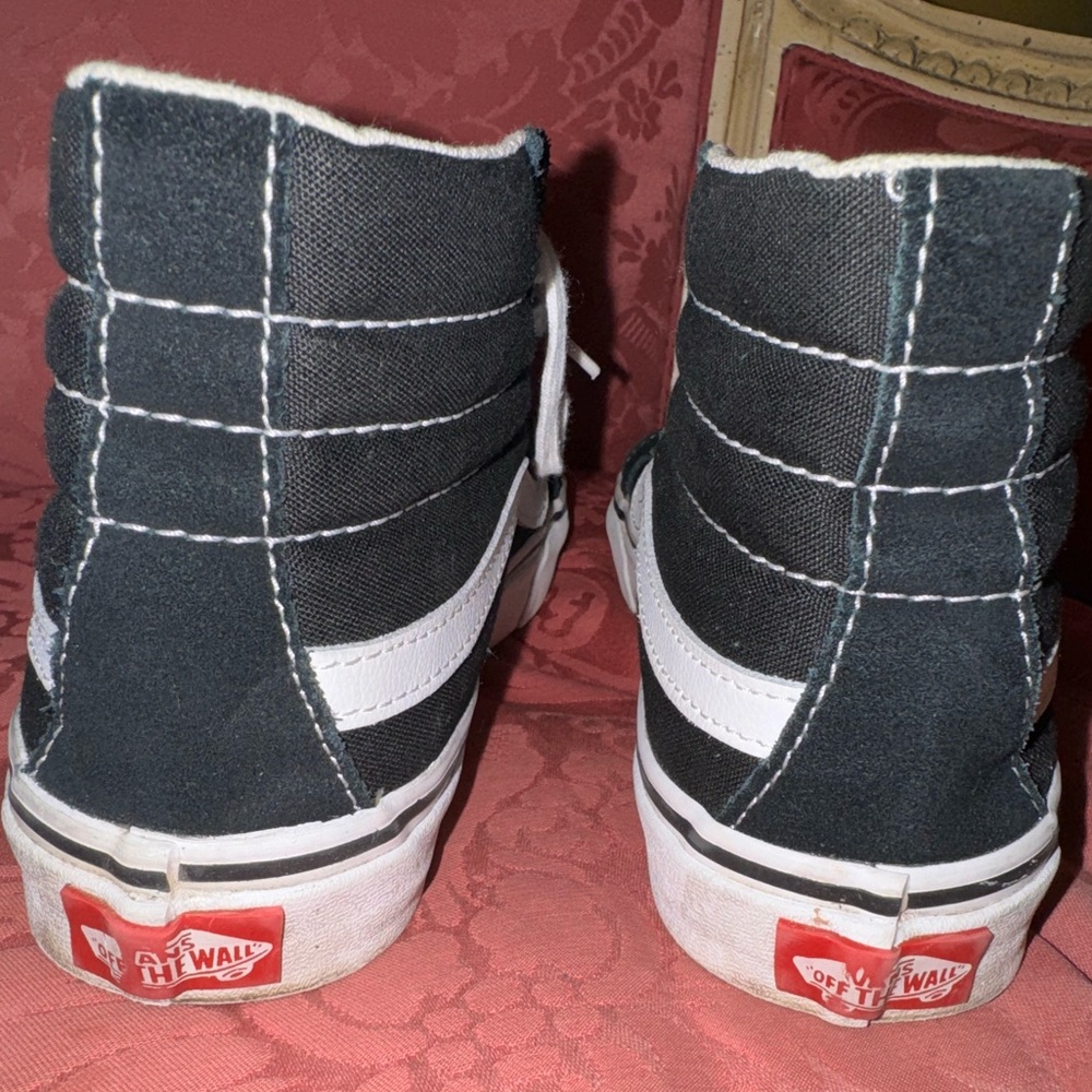 Vans Sk8-Hi Shoes - W6 - Picture 3 of 5